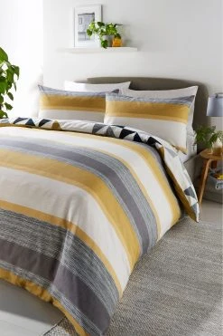 Fusion Hendra Reversible Duvet Cover And Pillowcase Set