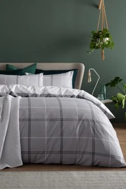 Next 2 Pack Reversible Duvet Cover And Pillowcase Set 11 Next 2 Pack Reversible Duvet Cover And Pillowcase Set -Next shop 422649s3