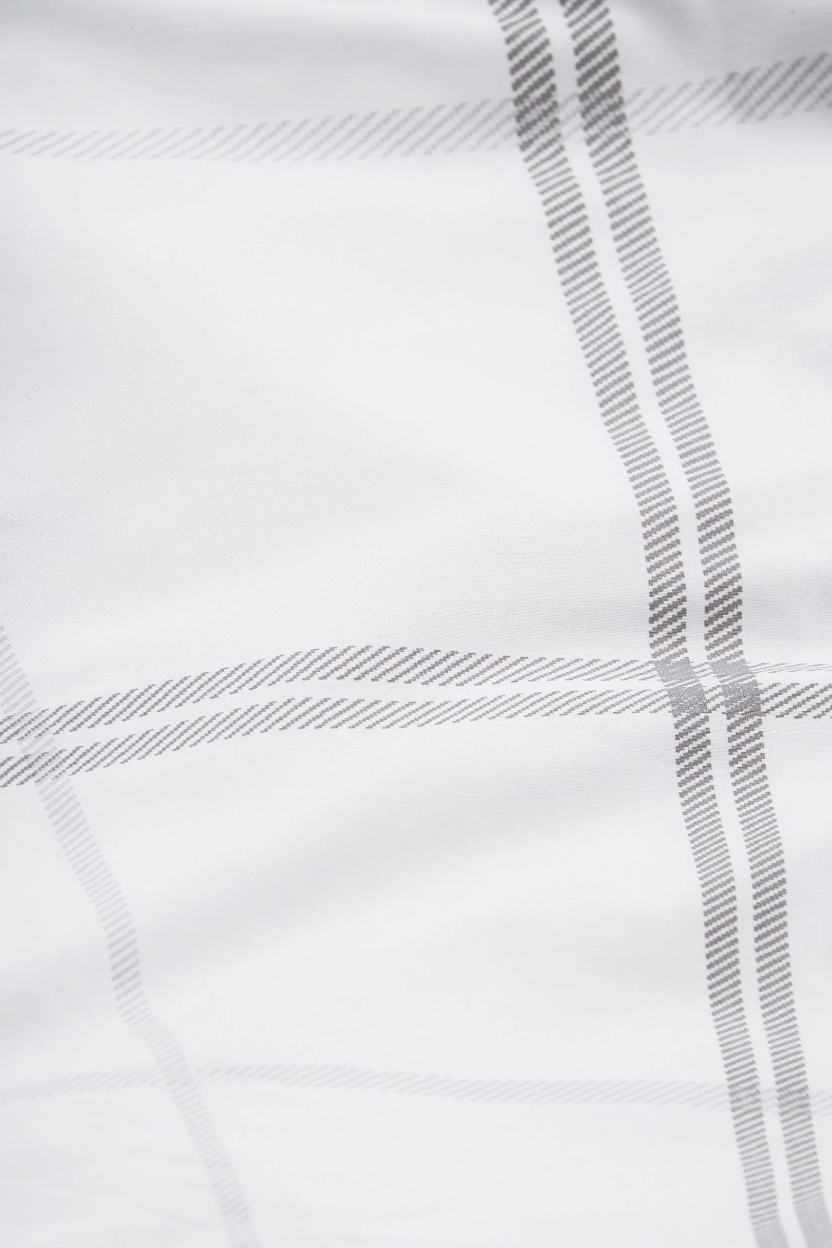 Next 2 Pack Reversible Duvet Cover And Pillowcase Set 6 Next 2 Pack Reversible Duvet Cover And Pillowcase Set - Image 4