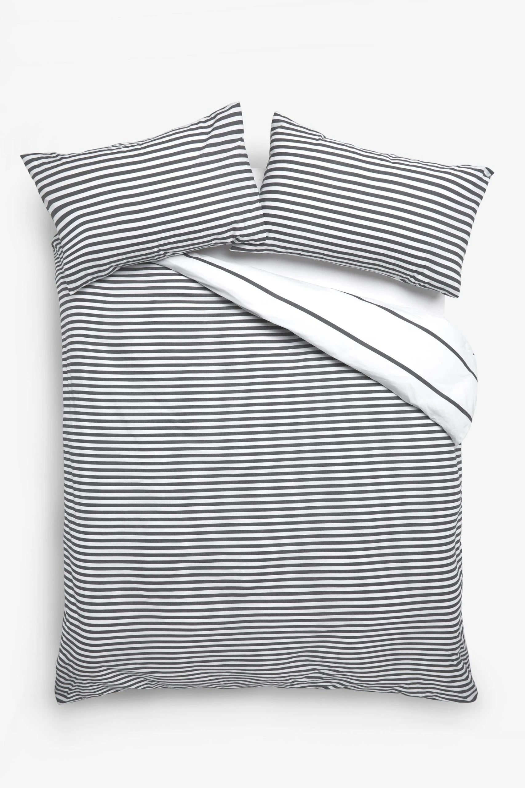 Next 2 Pack Reversible Duvet Cover And Pillowcase Set 6 Next 2 Pack Reversible Duvet Cover And Pillowcase Set - Image 4