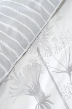 Catherine Lansfield Meadowsweet Duvet Cover And Pillowcase Set 7 Catherine Lansfield Meadowsweet Duvet Cover And Pillowcase Set -Next shop 614643s3
