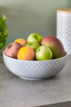 Next Geo Embossed Serveware