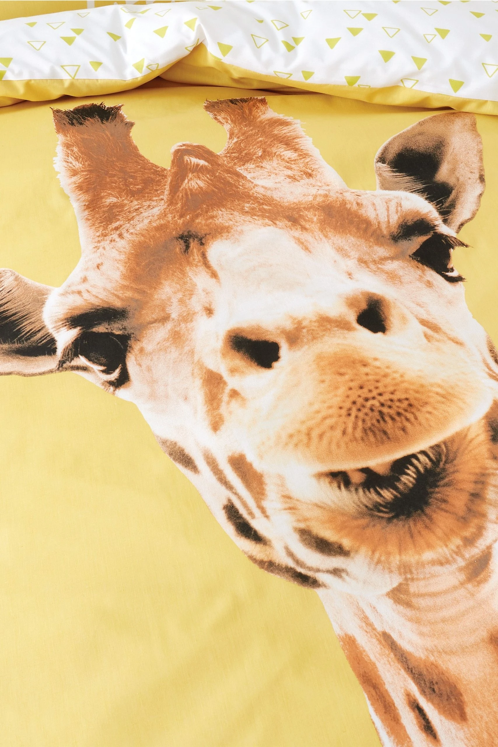 Catherine Lansfield Giraffe Duvet Cover And Pillowcase Set 5 Catherine Lansfield Giraffe Duvet Cover And Pillowcase Set - Image 3
