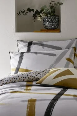 Appletree Leda Geo Piped Cotton Duvet Cover And Pillowcase Set
