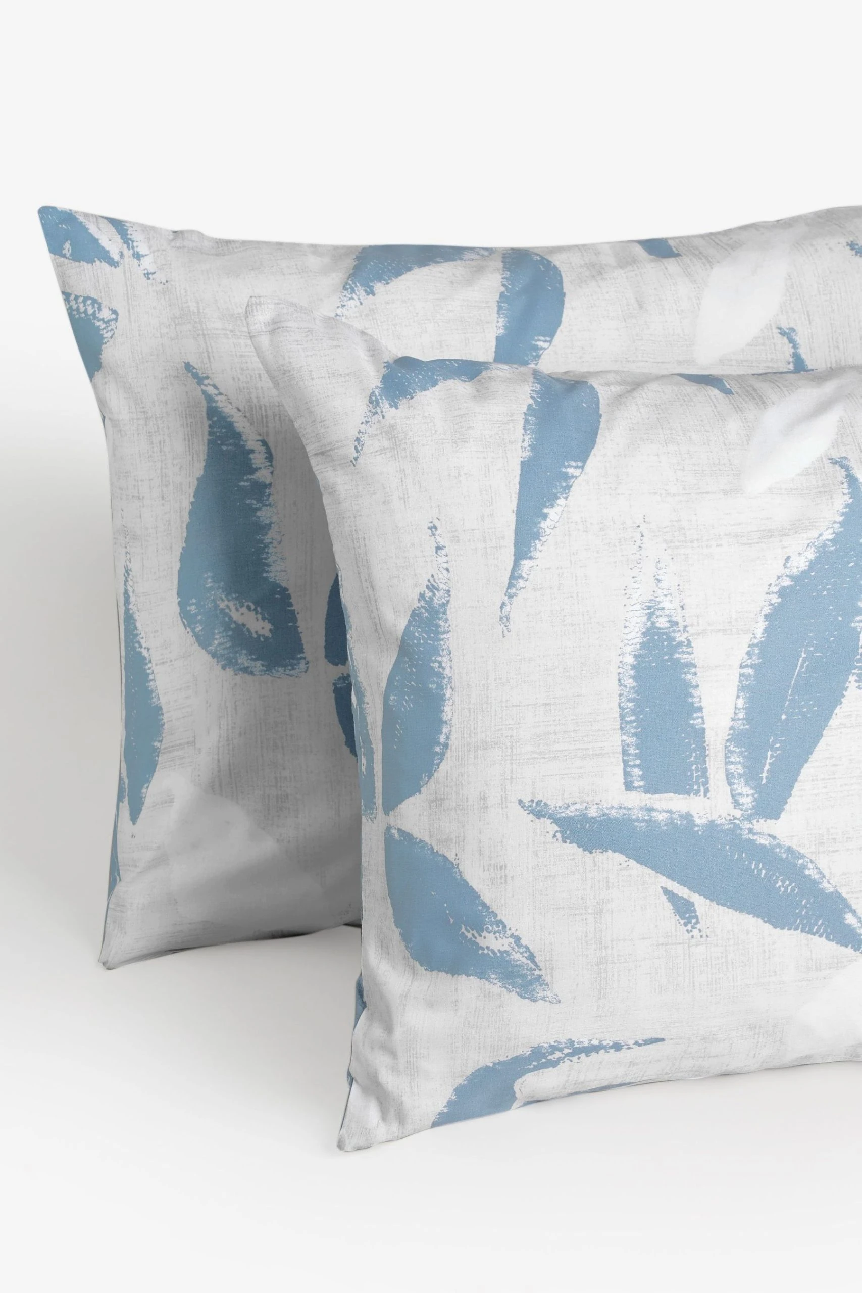 Next 2 Pack Reversible Duvet Cover And Pillow Case Set - Image 4