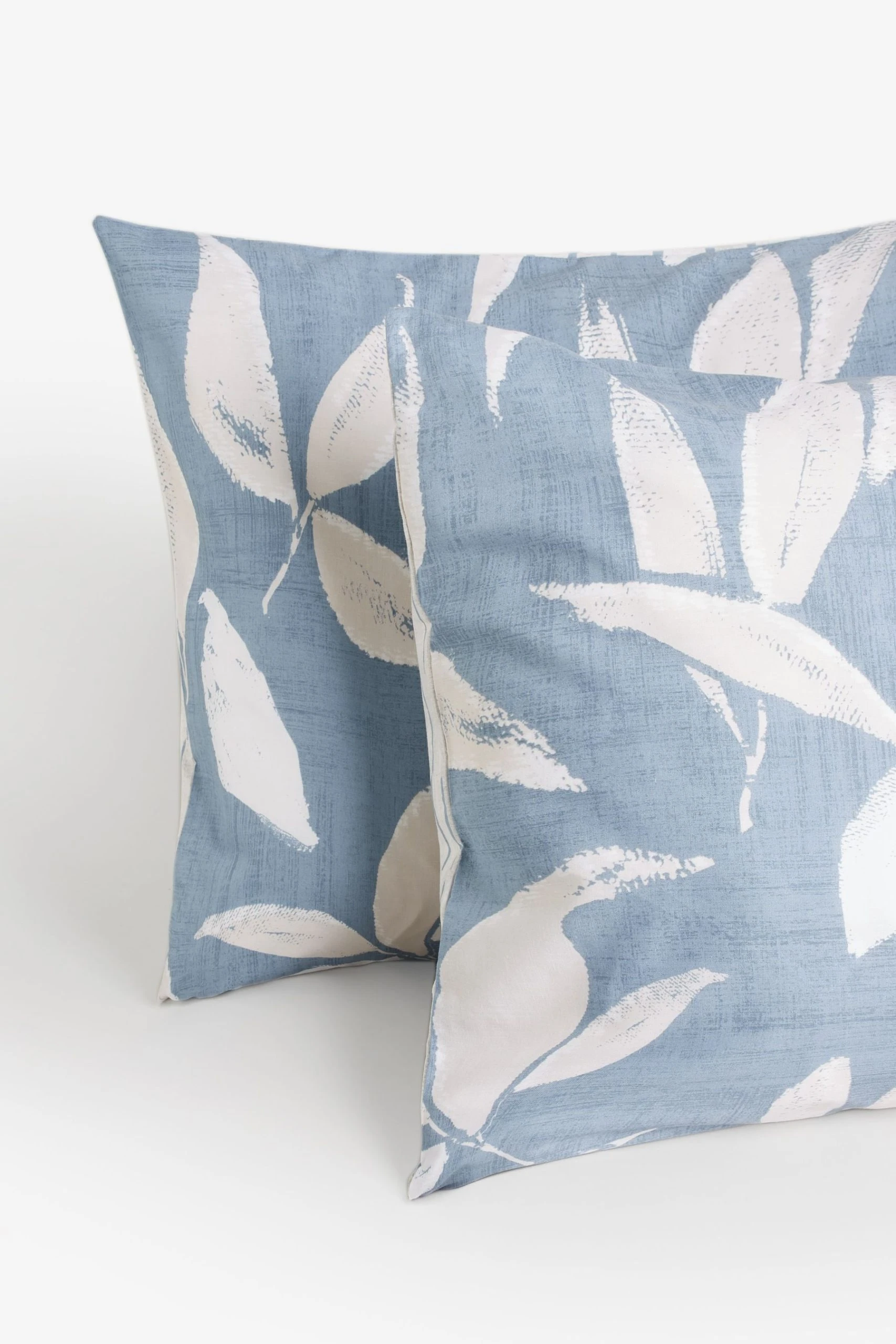 Next 2 Pack Reversible Duvet Cover And Pillow Case Set - Image 5