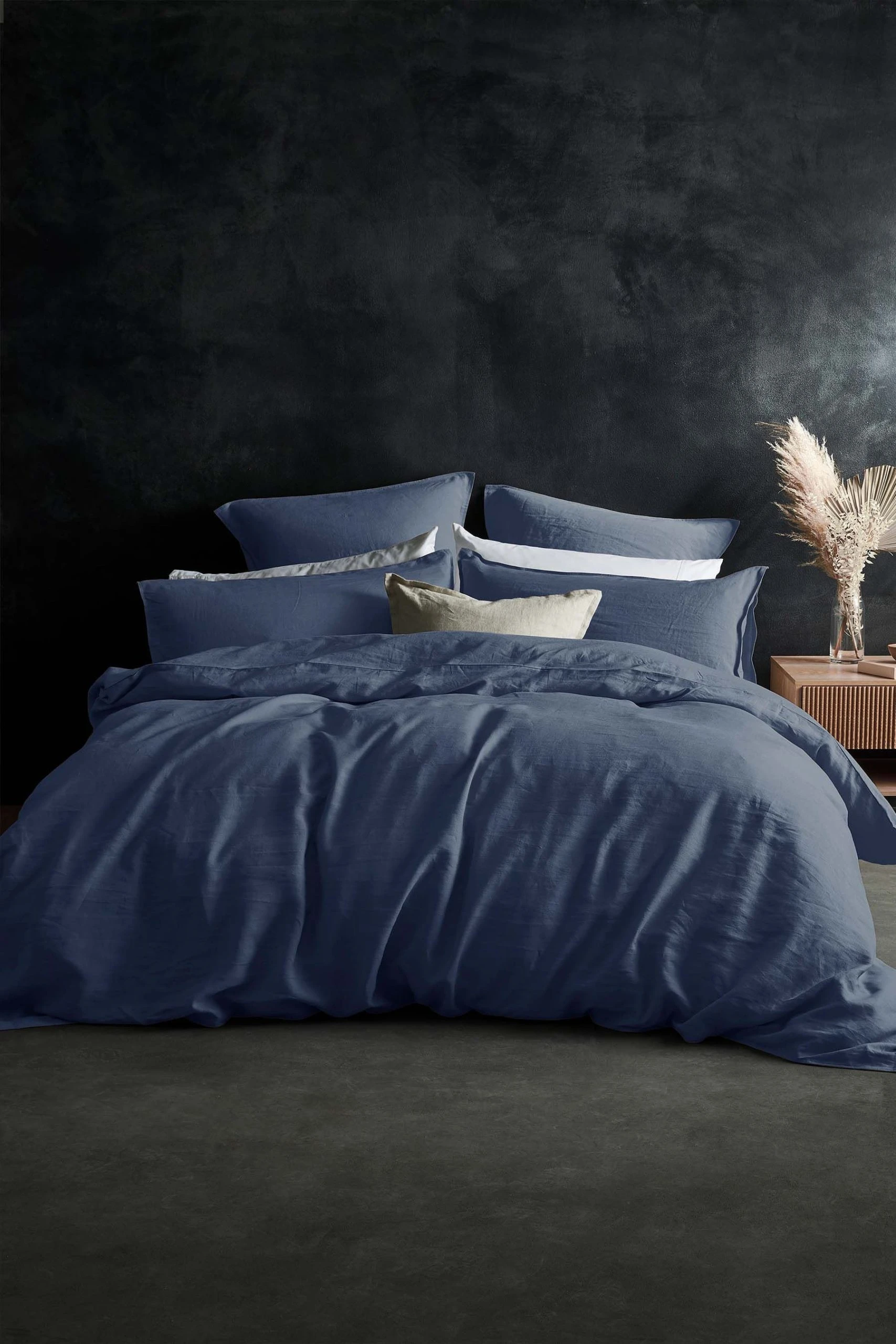 Lazy Linen 100% Washed Linen Fitted Sheet 4 Lazy Linen 100% Washed Linen Fitted Sheet - Image 2