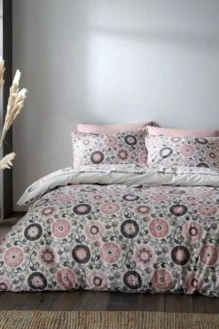 Alternative view of Pineapple Elephant Hana Cotton Duvet Cover And Pillowcase Set