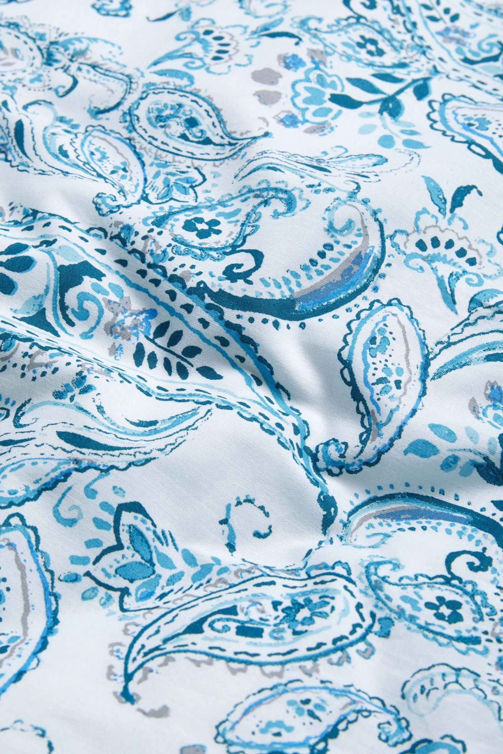 Next Paisley 100% Cotton Duvet Cover And Pillowcase Set 5 Next Paisley 100% Cotton Duvet Cover And Pillowcase Set - Image 3