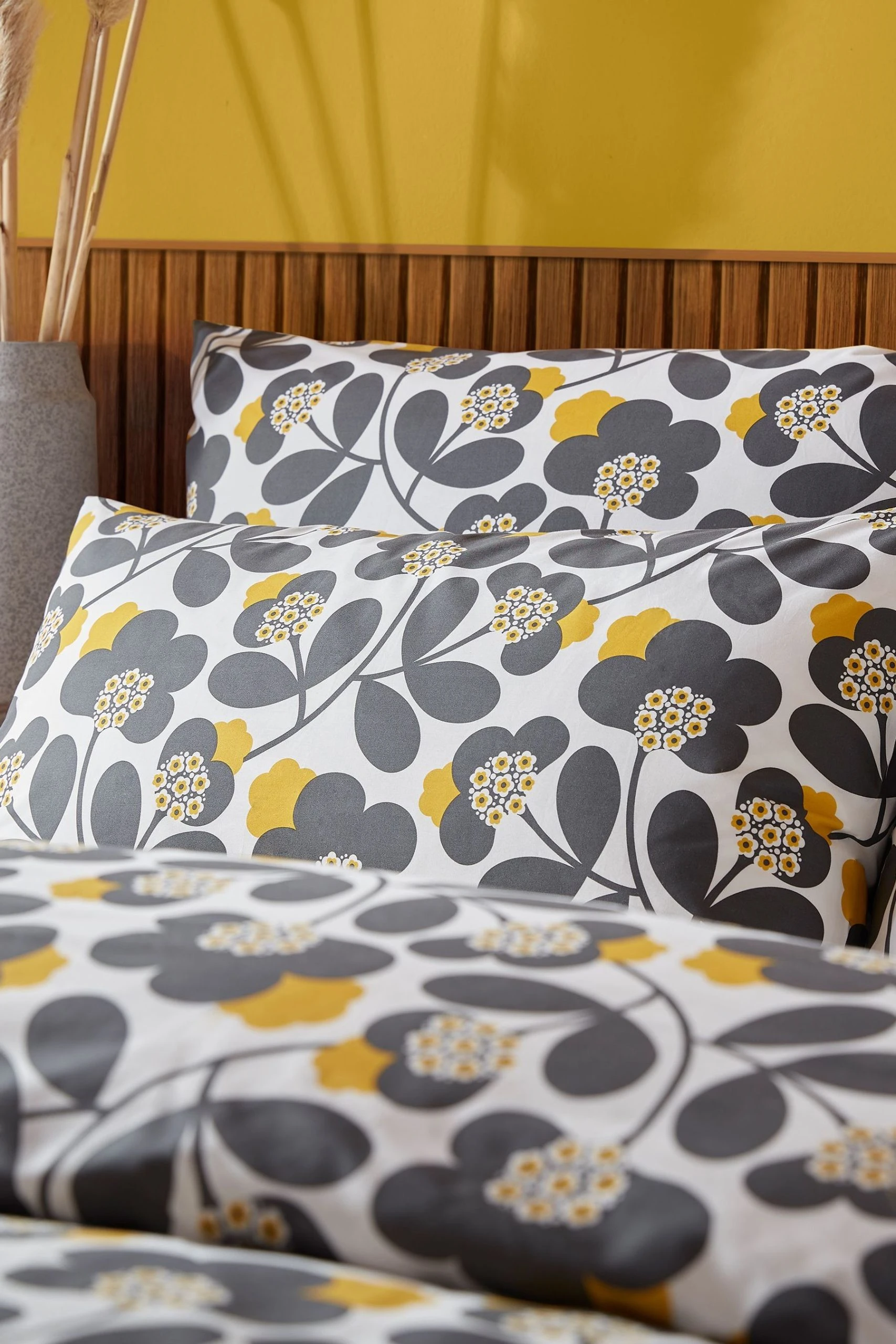 Orla Kiely Set Of 2 Japonica Pillowcases 6 Orla Kiely Set Of 2 Japonica Pillowcases - Image 4
