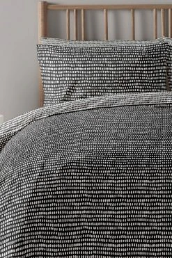 Alternative view of Copenhagen Home Arri Duvet Cover And Pillowcase Set