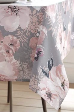 Alternative view of Catherine Lansfield Dramatic Floral Table Cloth