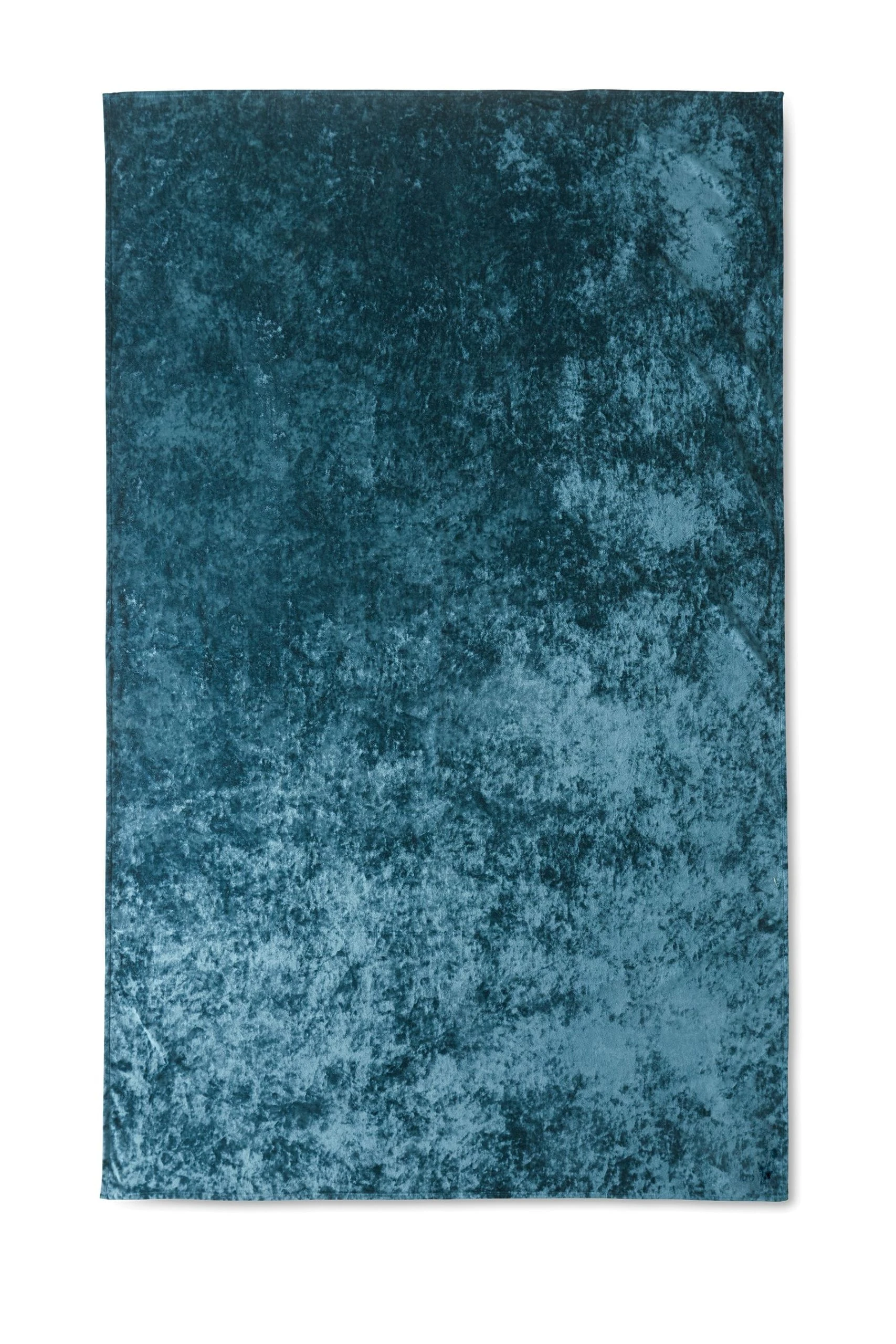Catherine Lansfield Crushed Velvet Table Cloth 5 Catherine Lansfield Crushed Velvet Table Cloth - Image 3