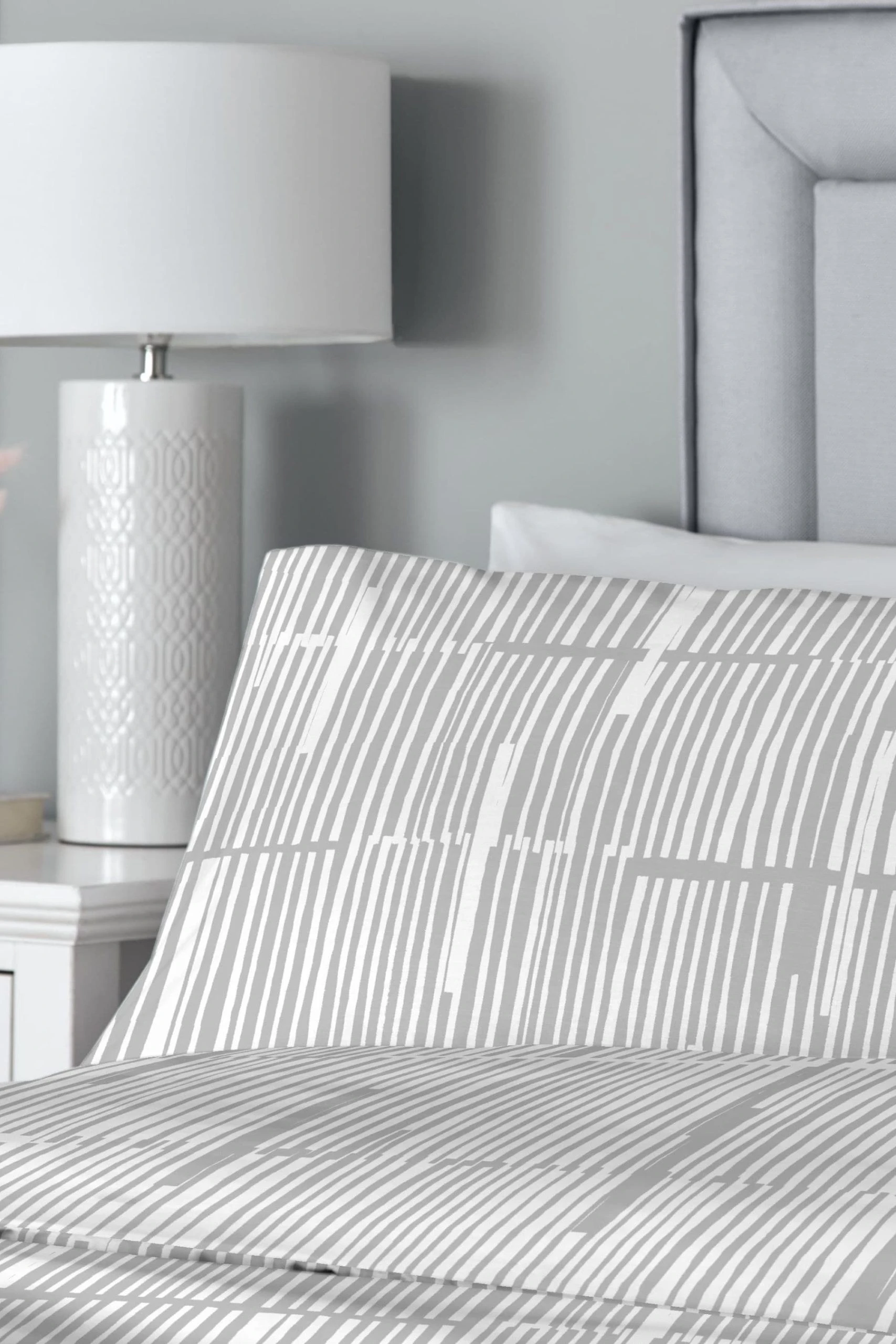 Drift Home Linear Duvet Cover And Pillowcase Set - Image 4