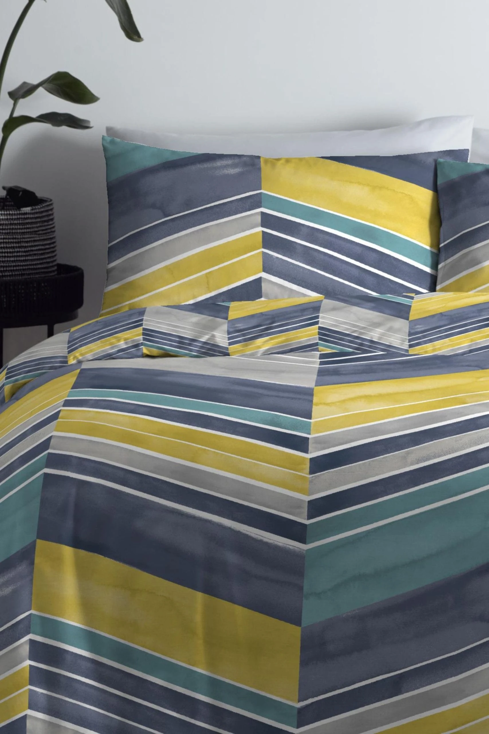 Fusion Branton Duvet Cover And Pillowcase Set 5 Fusion Branton Duvet Cover And Pillowcase Set - Image 3