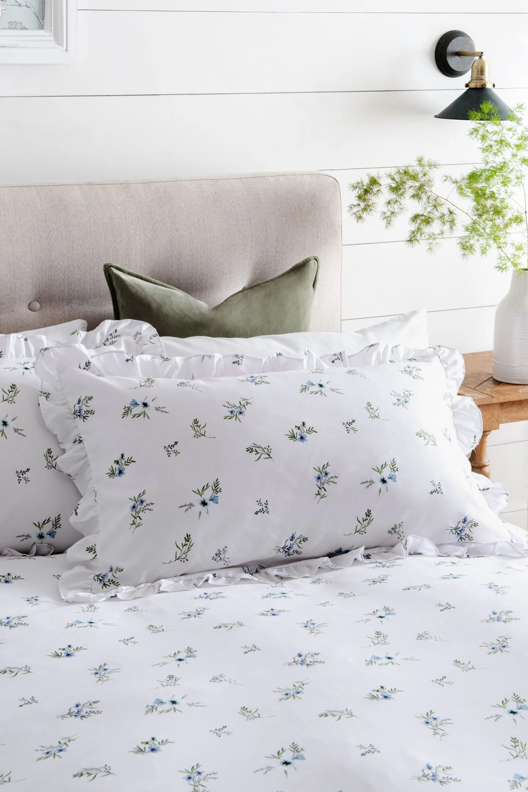 Next Ditsy Floral Frill Edge Duvet Cover And Pillowcase Set - Image 4