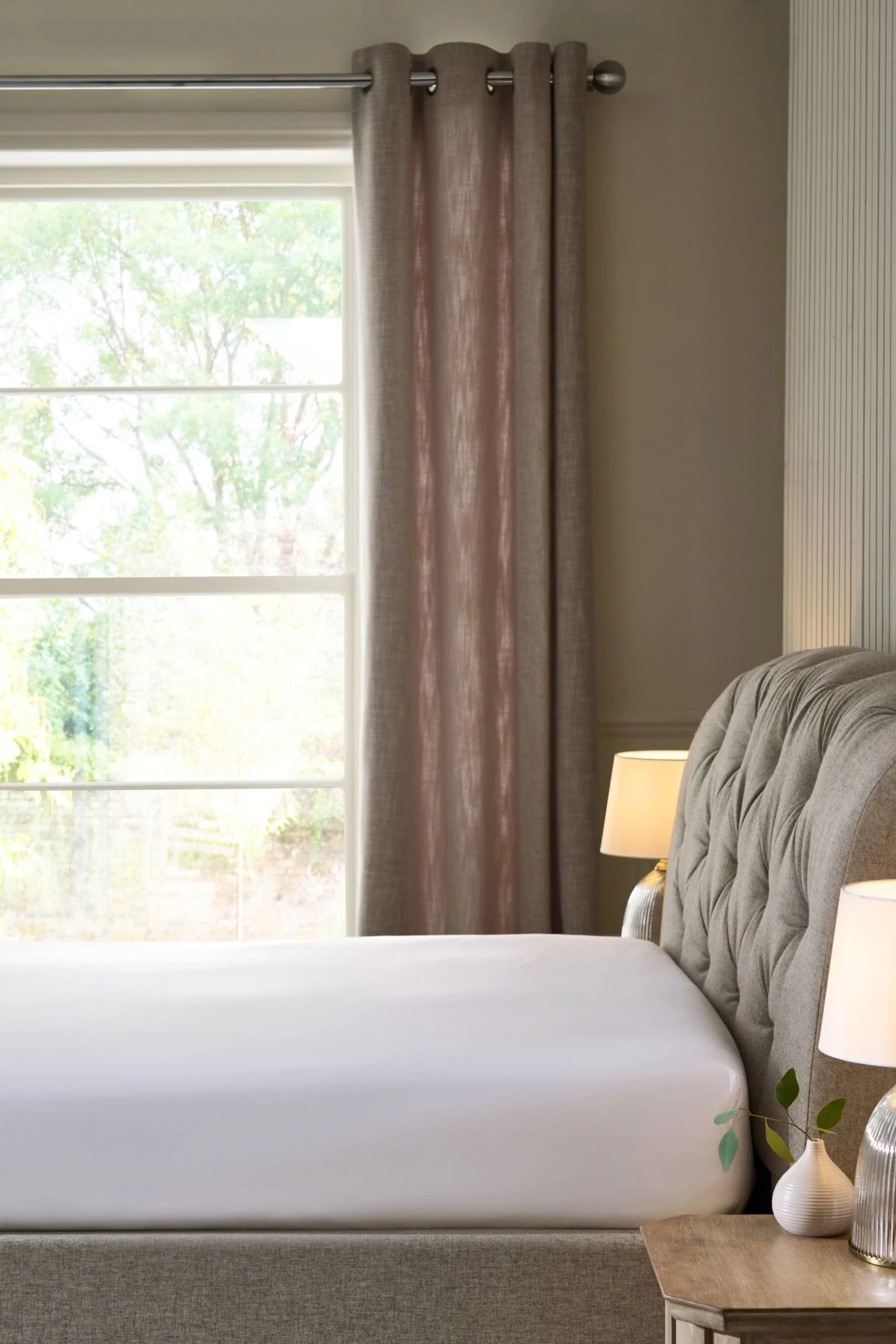 Next Pure Cotton 200 Thread Count Percale Deep Fitted Sheet 3 Next Pure Cotton 200 Thread Count Percale Deep Fitted Sheet
